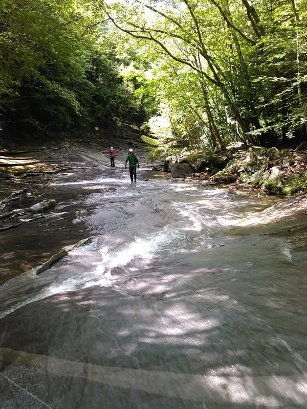 千畳のなめを快適に登ります