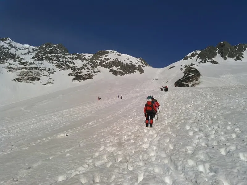 上田さんが先頭でぐいぐいと