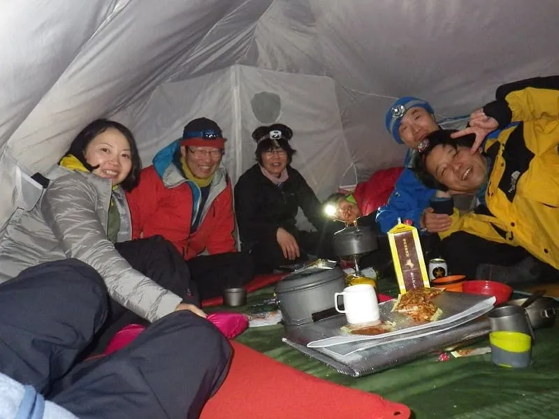 テントでの楽しいひと時
