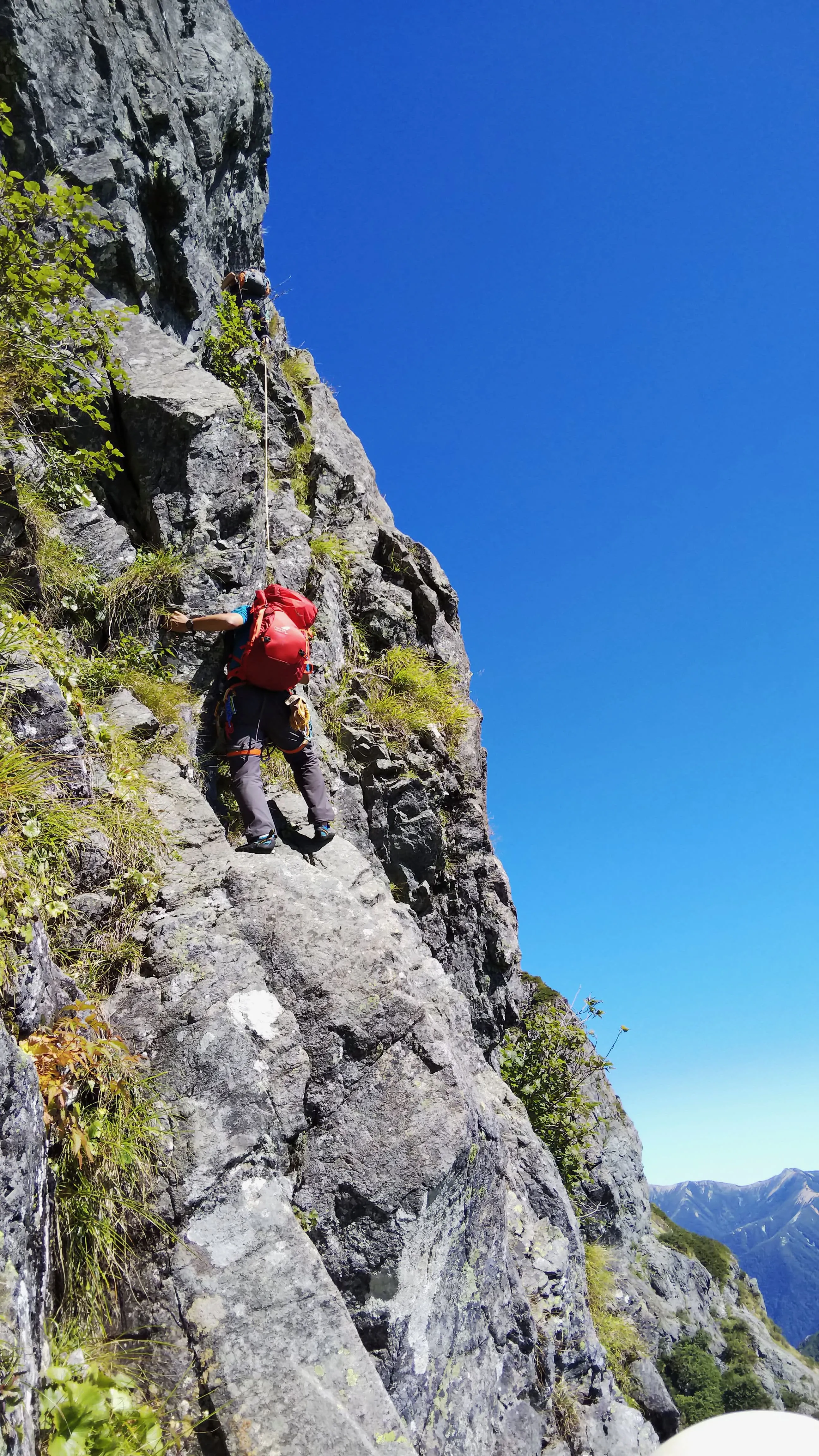 フォローで登攀中