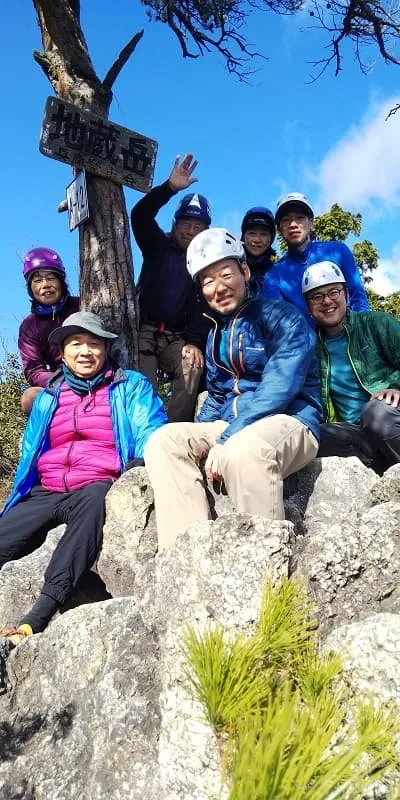 地蔵の頭に集合